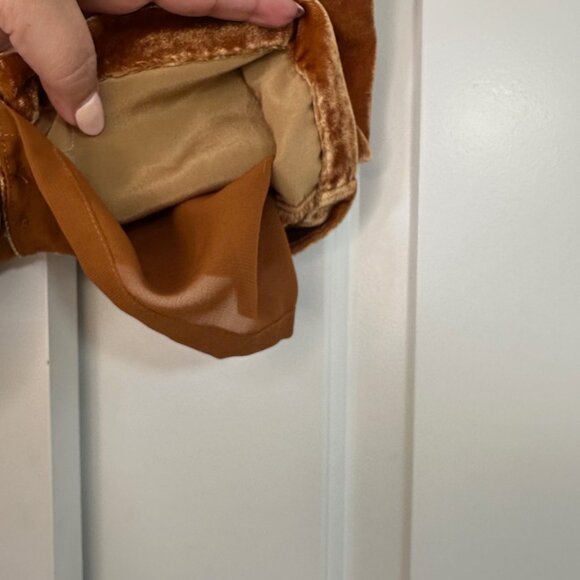 Madewell Velvet Button-Down Cami in Vintage Gold - 00 - Picture 8 of 11